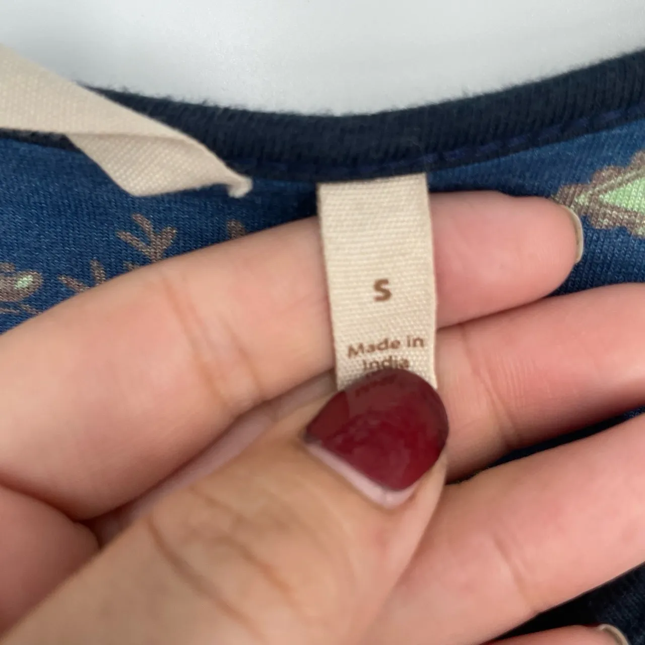 Soft Surroundings‎ Women's Floral Embellished Jeweled Bohemian Tunic Top Size S - Image 6