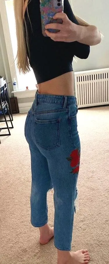 PacSun Rose Mom Jeans - Image 3