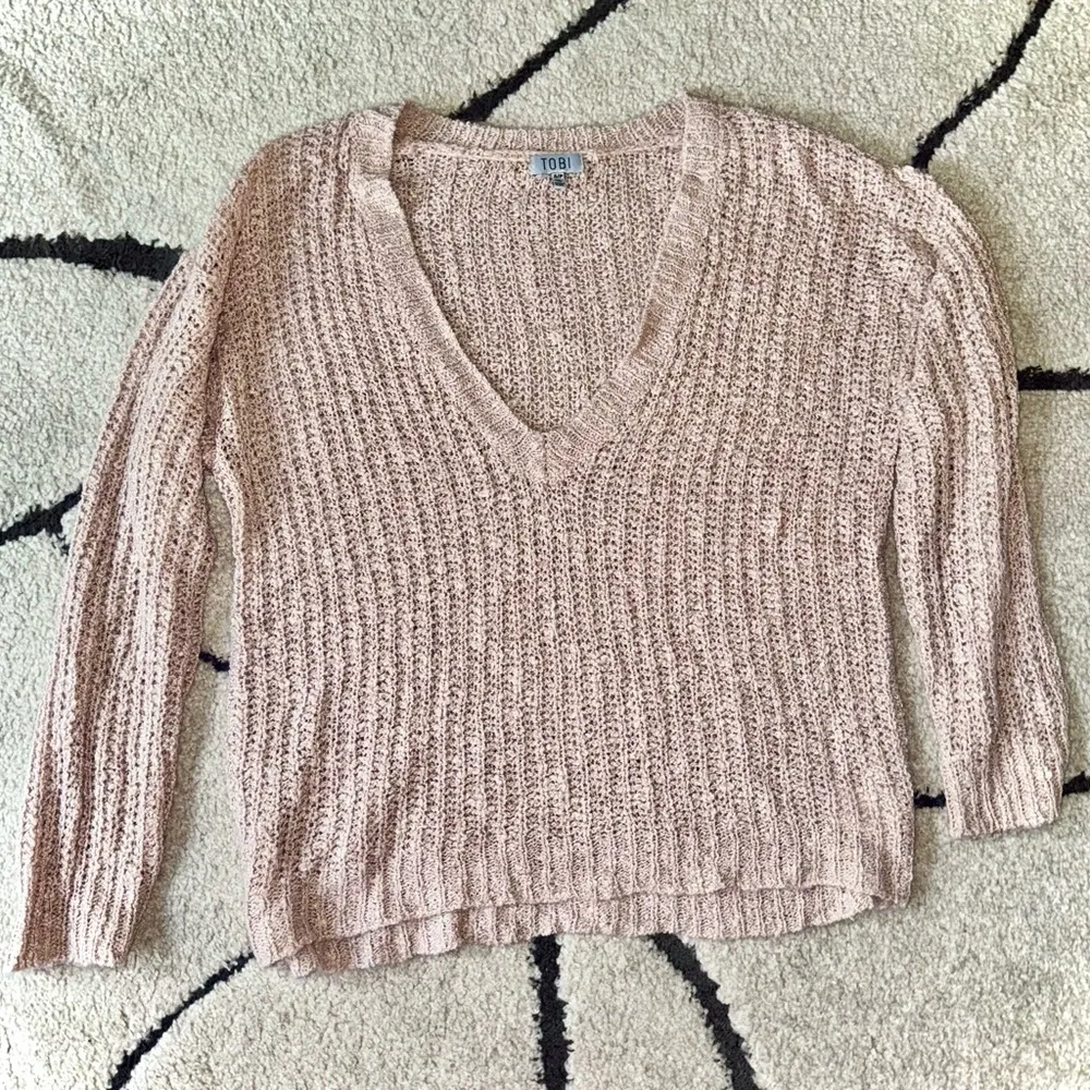 Tobi long sleeve pale pink v-neck sweater - Image 2
