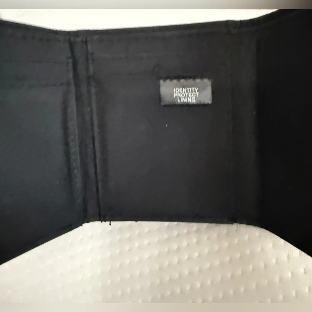 Tahari Black Quilted Wallet - Image 6