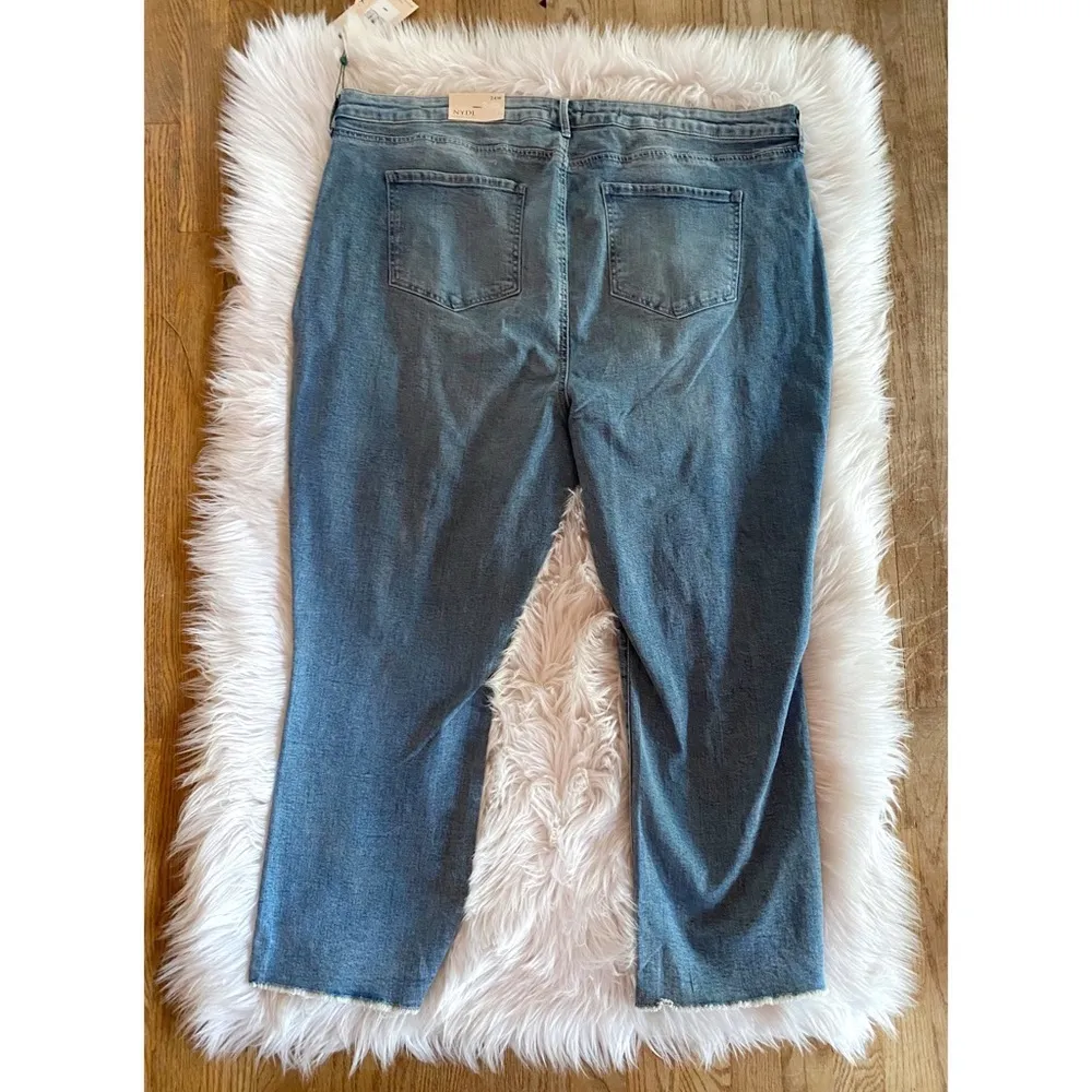 NWT NYDJ Crop Slim Bootcut Jeans - Image 5