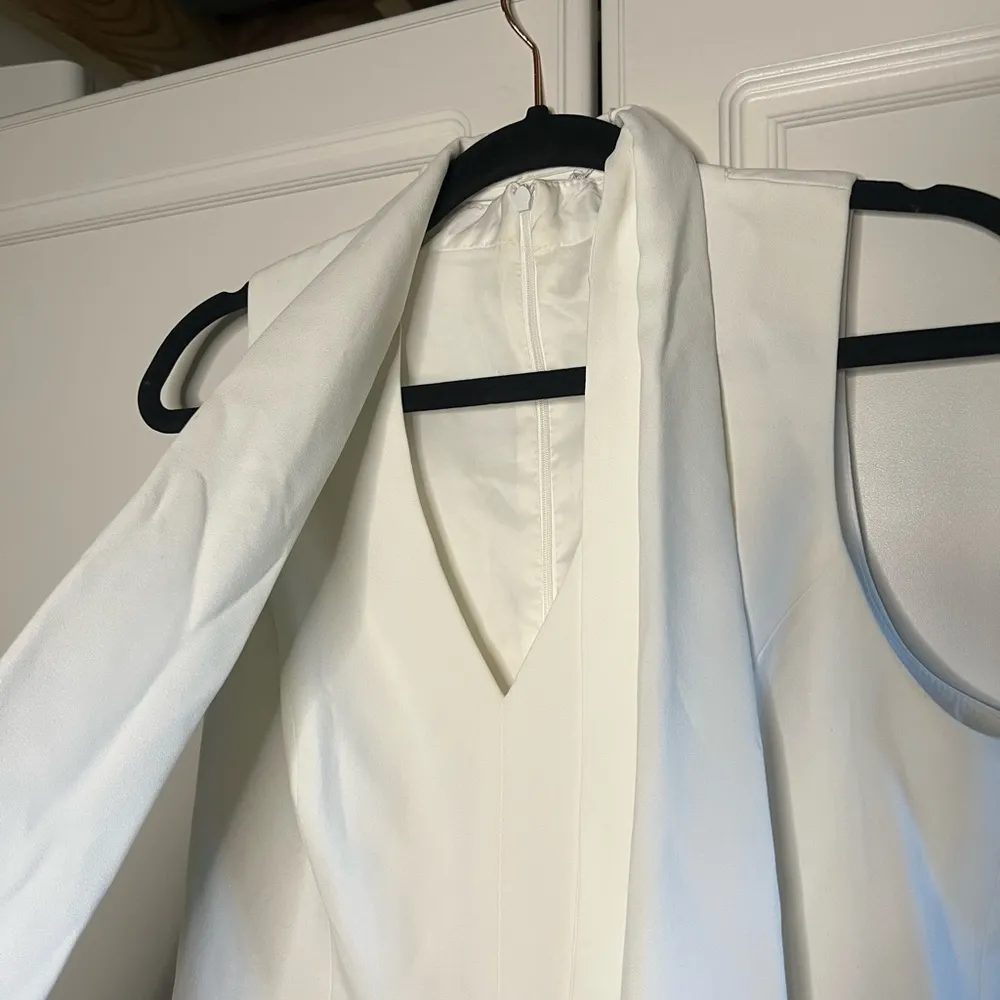 Trina Turk  Jumpsuit with Fringe Scarf - Image 9