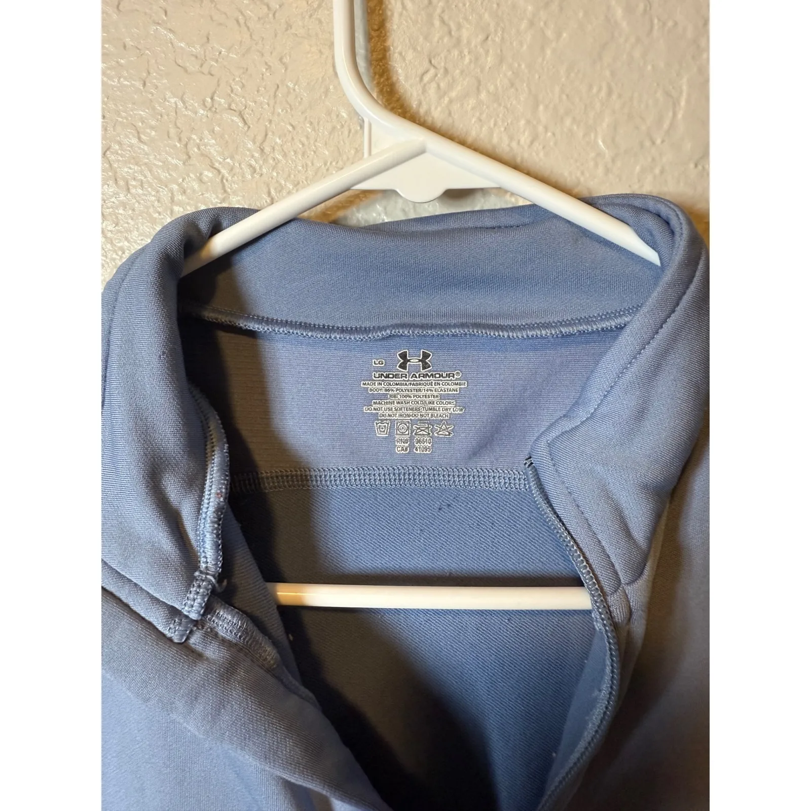 Under Armour Womens Pullover Long Sleeve Athletic Shirt Top Blue Large - Image 3