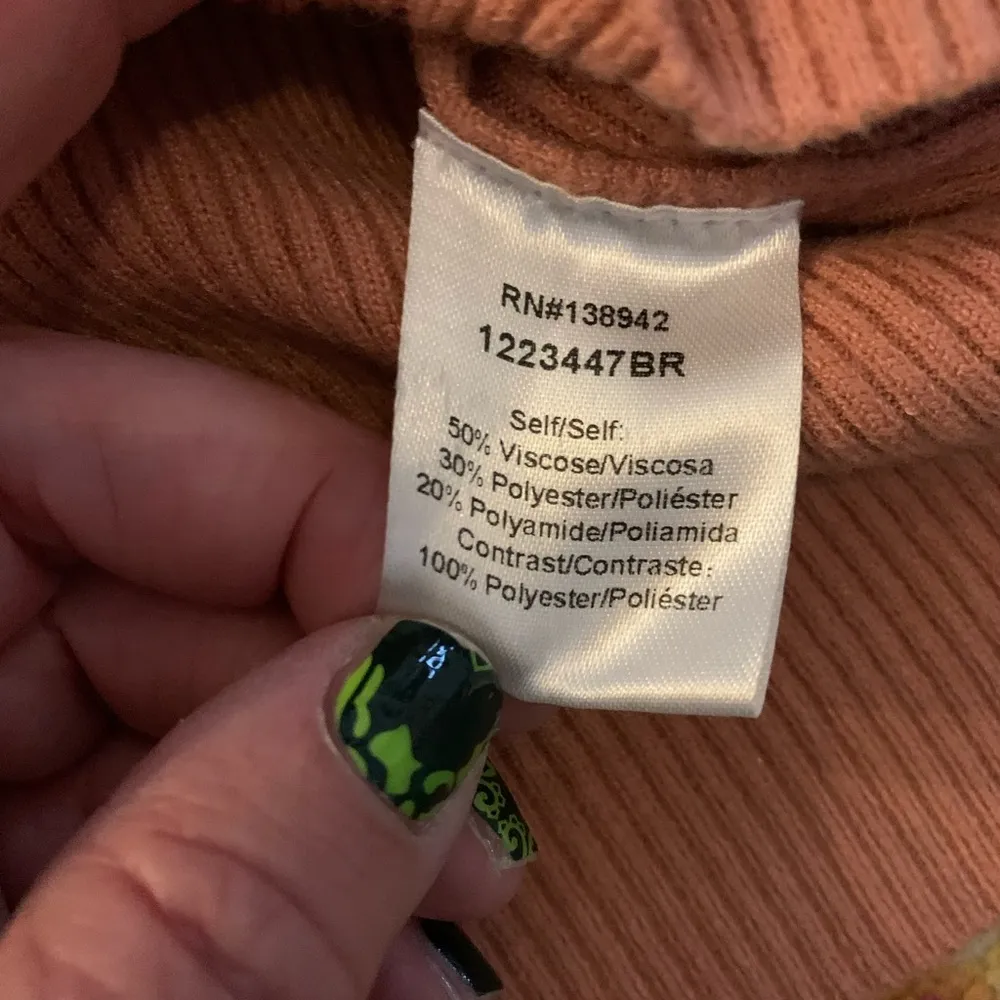 On Twelfth 12th Fitted Puff Textured Sleeve Blush Pink Pullover Sweater Size M - Image 7