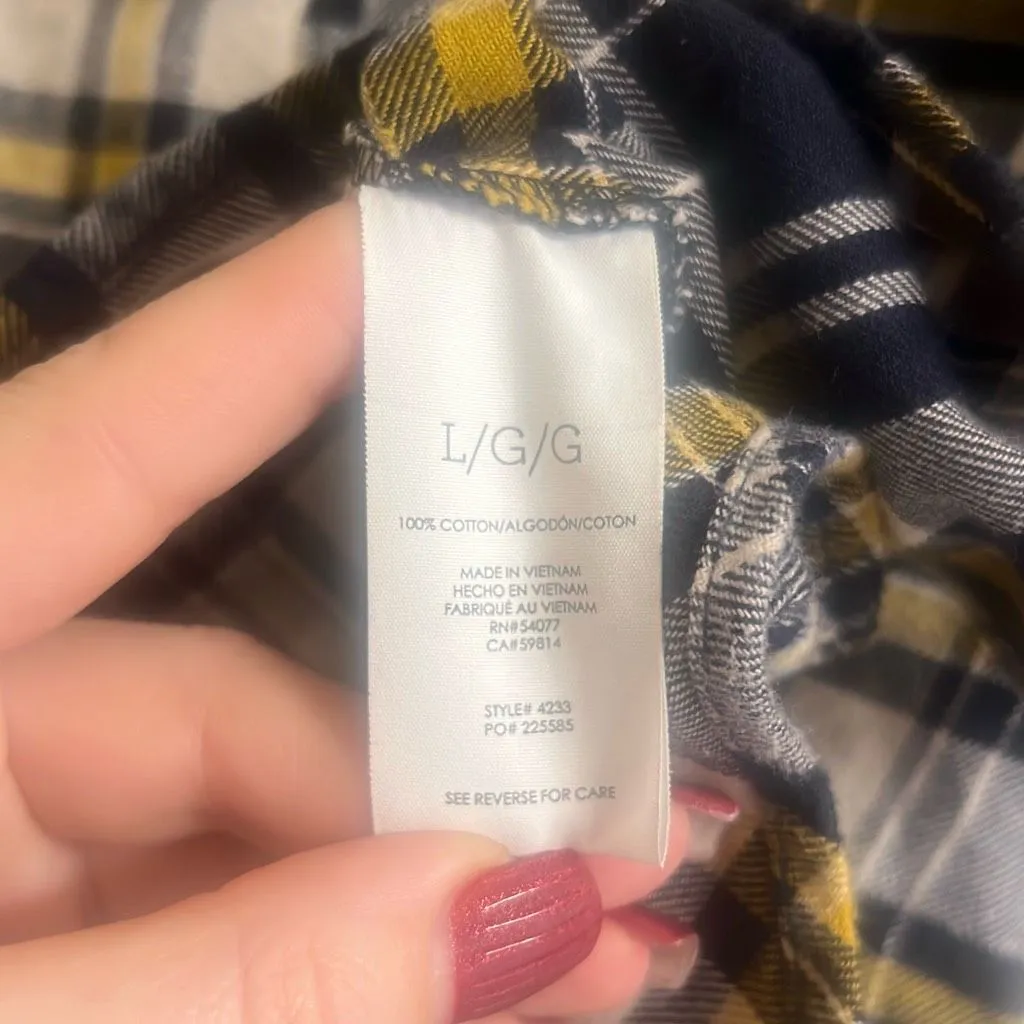 ✨Cabi Seattle Ruffled Flannel Sz Large Shirt✨ - Image 10