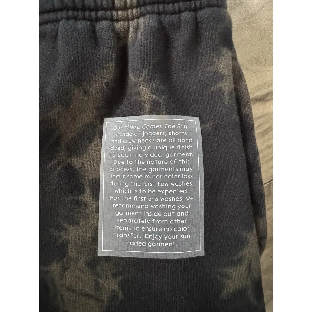 Alphalete Womens Washed Row-Cut Short - Faded Black , Size Medium - Image 4