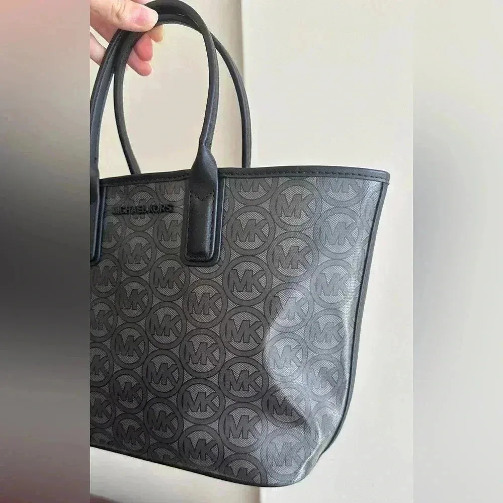 MICHAEL KORS Jodie Small Logo Jacquard Tote Bag Small Tote - Black MSRP $348 NWT - Image 9