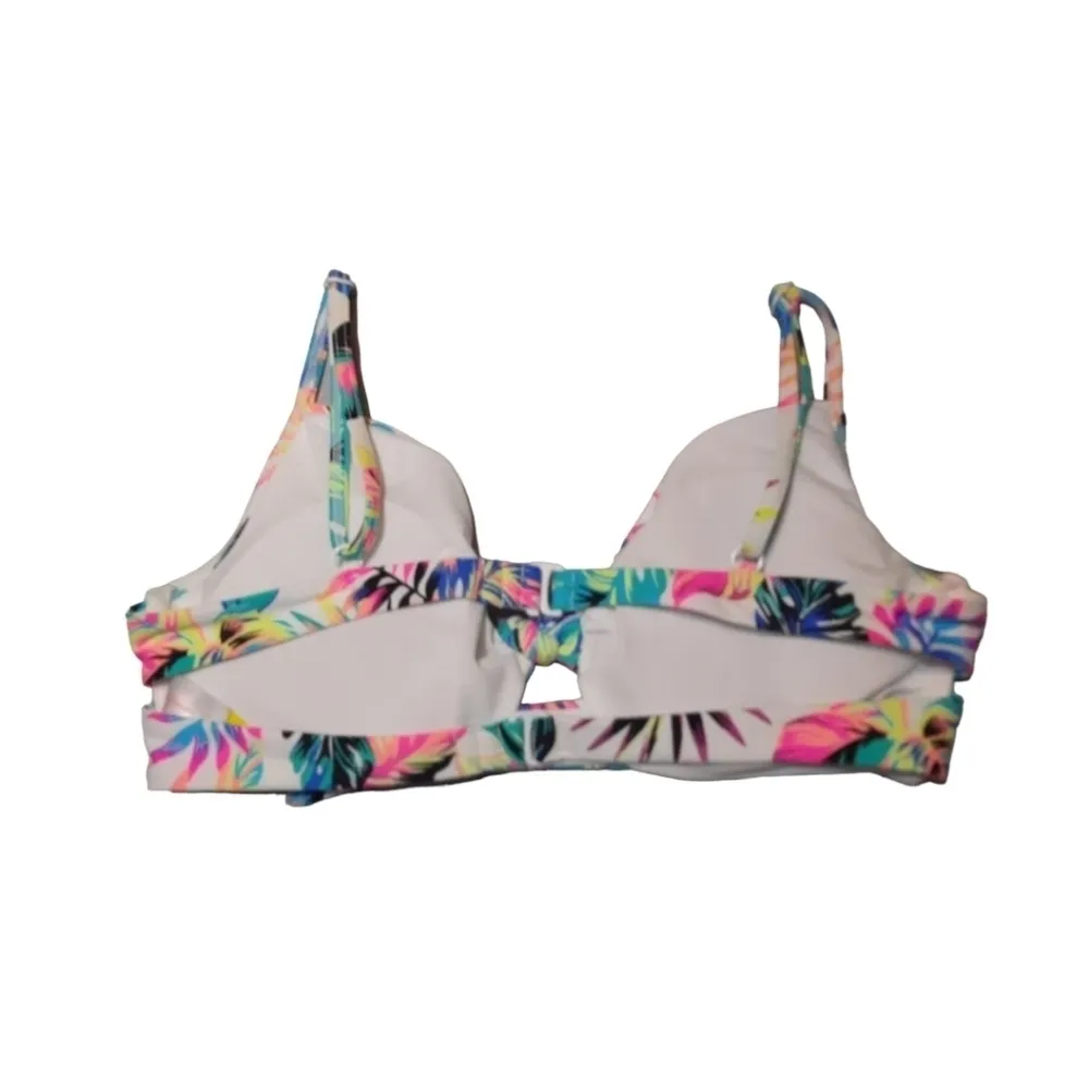No Boundaries  Floral Bikini Top Large - Image 3