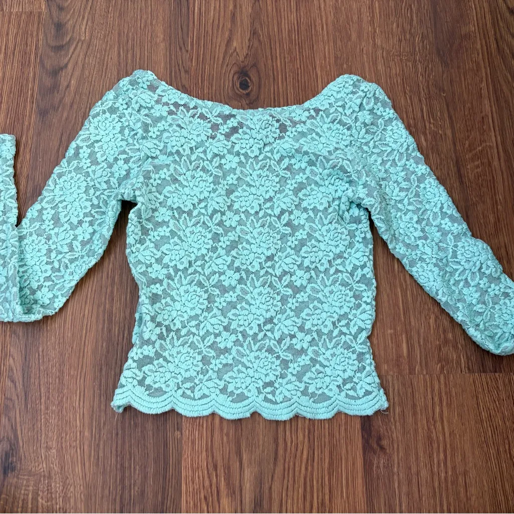 Charlotte Russe Floral Lace Top - Light Green - Image 2