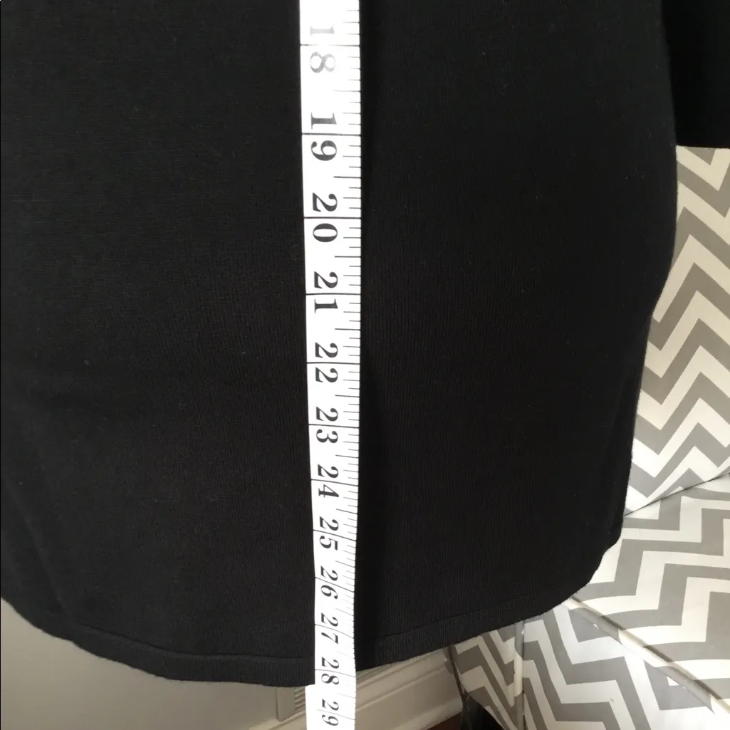 NICE and NEW tunic top 🌹 Black Size M - Image 5