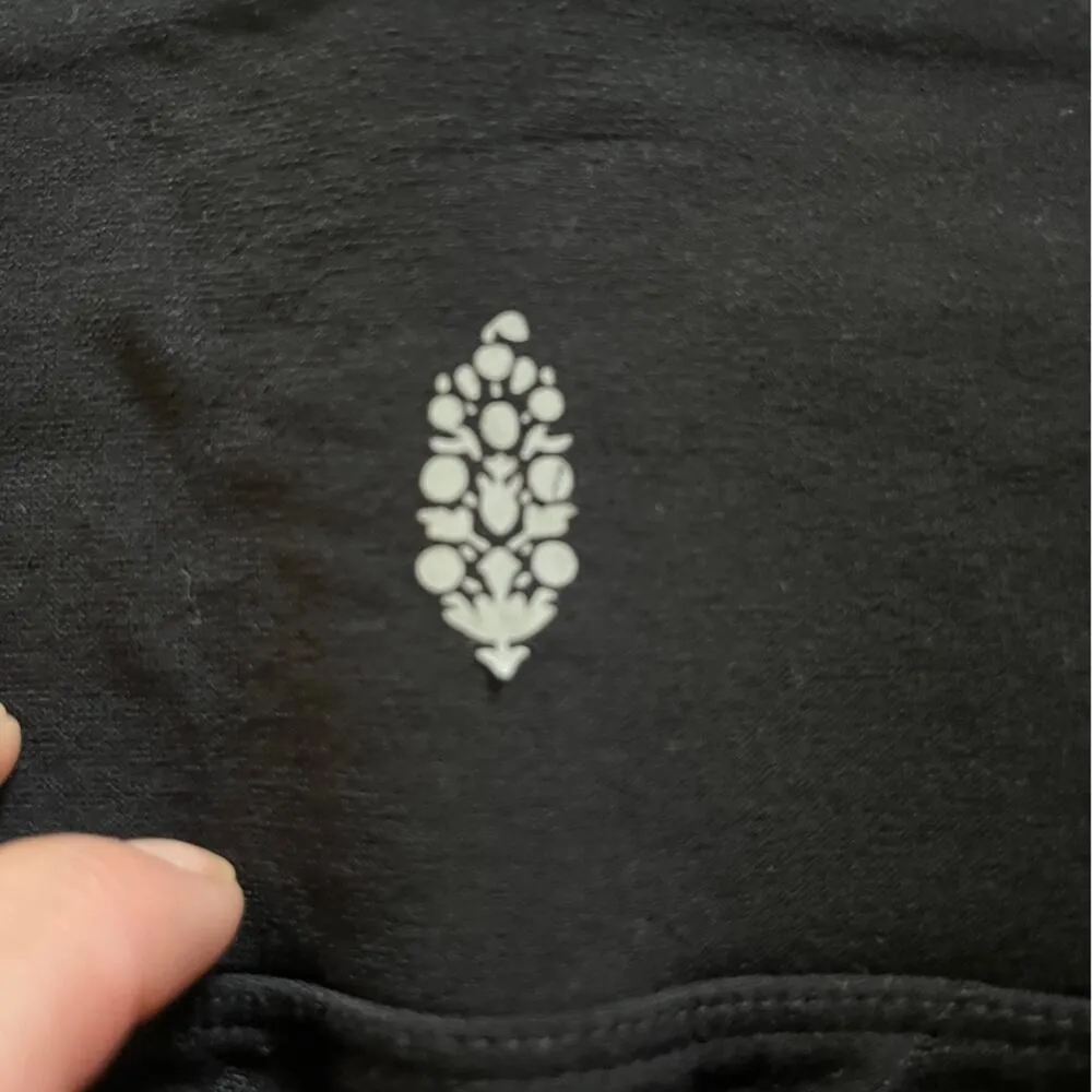 Fp movement high rise self hem mesh sculpt legging size medium Black - Image 4