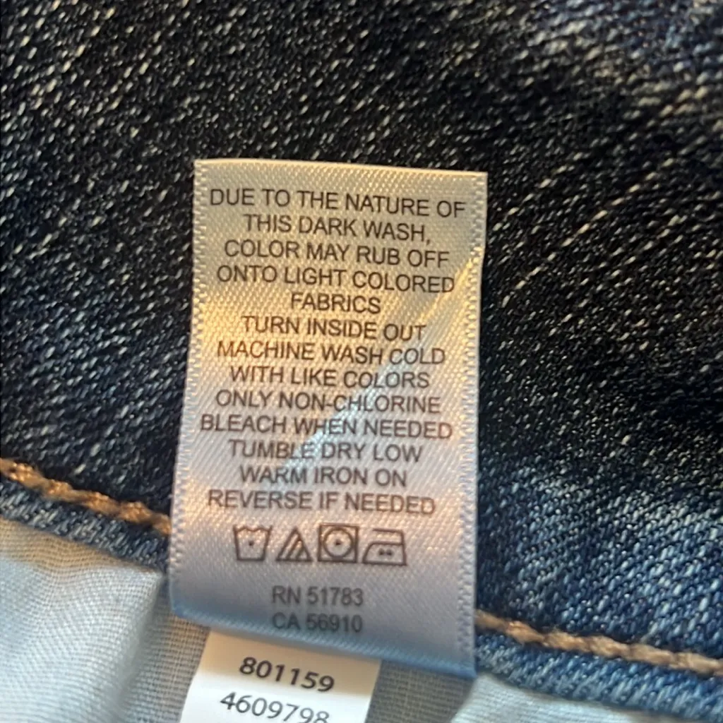 Maurices Plus Size Classic 5” Mid-Rise Original Fit Denim Jean Shorts - NWT - Image 7