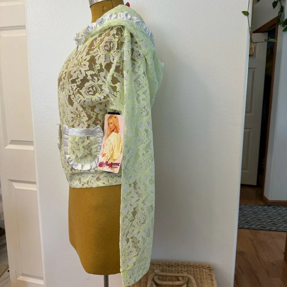 New Pink Lipstick Lace Hooded Jacket with Pockets Size L - Image 7