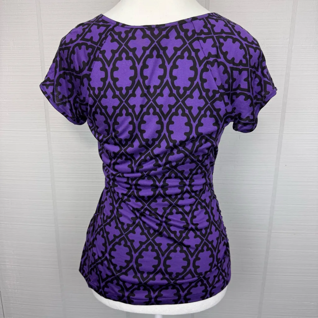 NWT Banana Republic Cowl Neck Cap Sleeve Ruched Side Top Purple Moroccan Trellis - Image 3