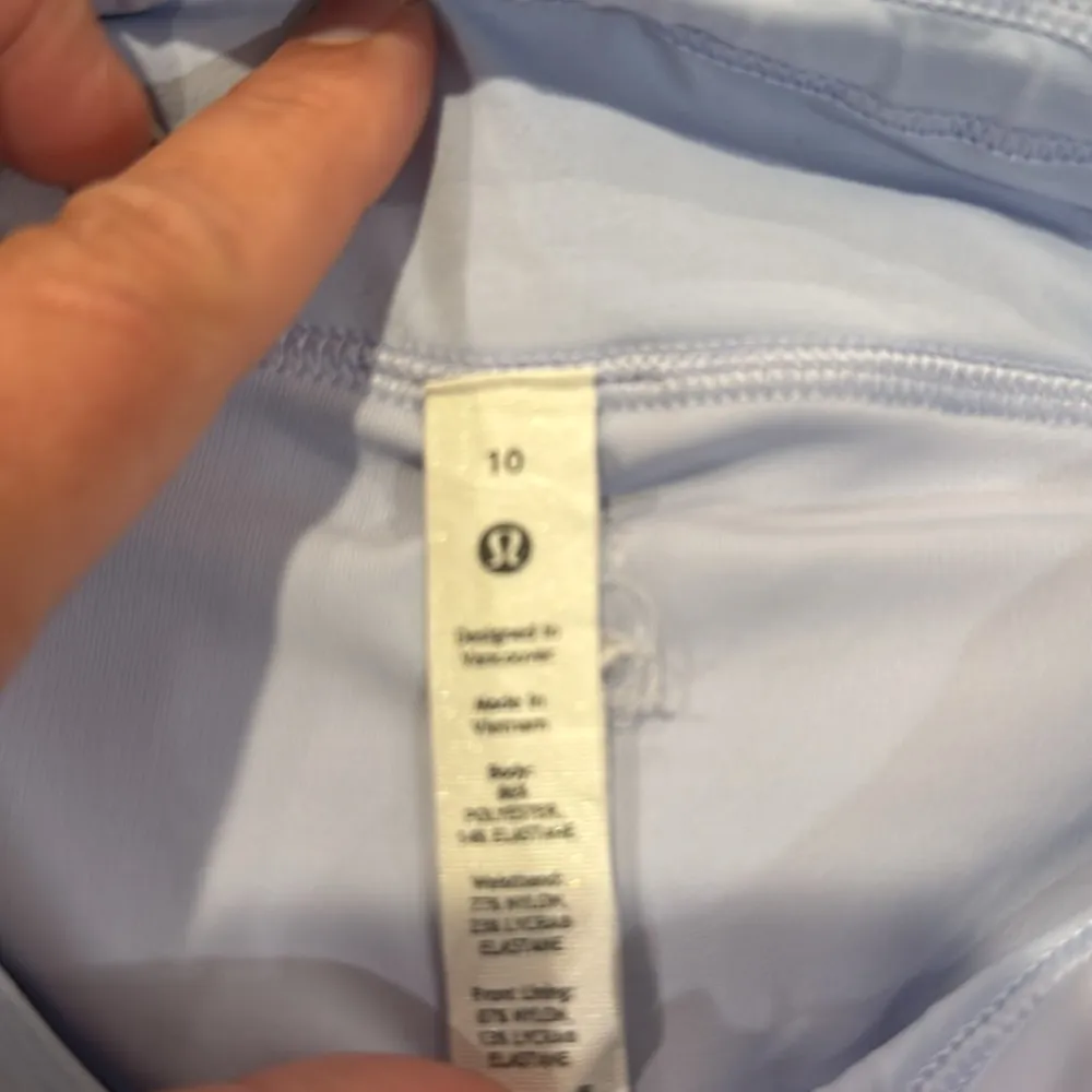 Lulu Lemon Pace Rival tennis skirt in soft purple. - Image 4