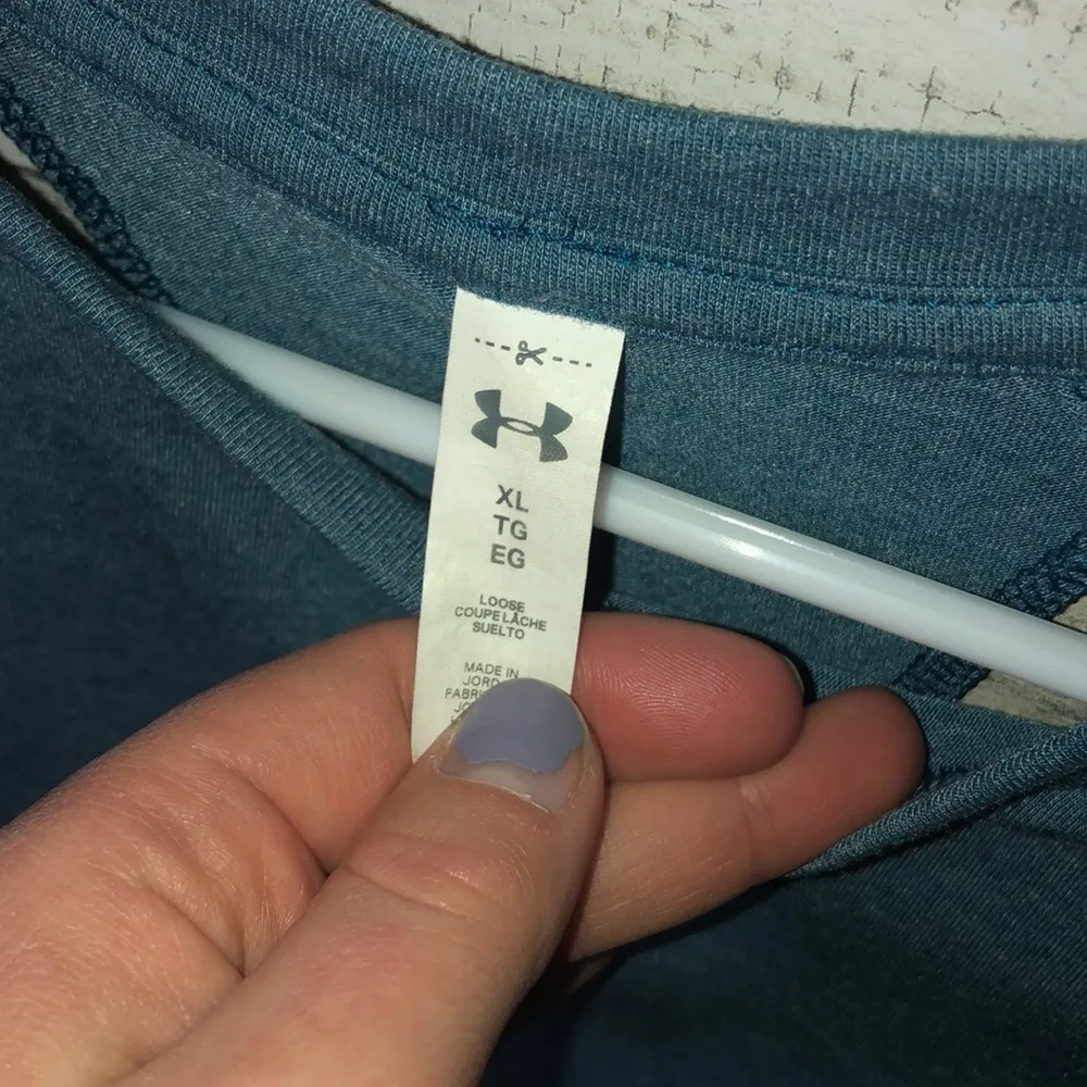 Under Armour blue workout top designed back long sleeve active wear size XL​​​ - Image 4