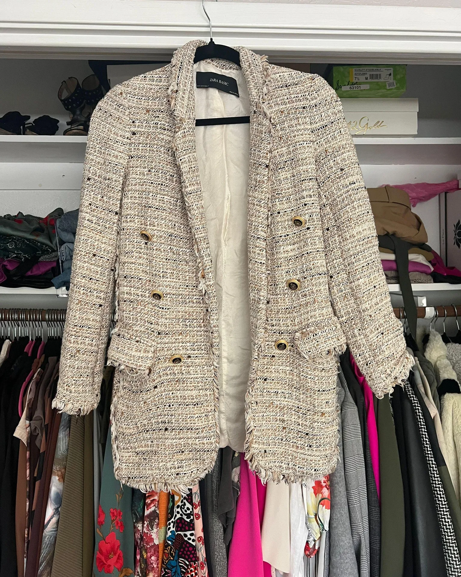 cream open front gold button tweed long sleeve blazer jacket XS - Image 12