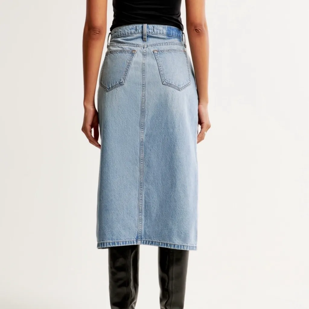 Abercrombie & Fitch Denim Midi Skirt, size 2 Petite - Image 6