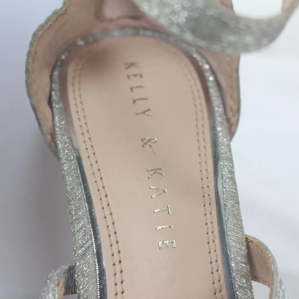 KELLY & KATIE - Image 9