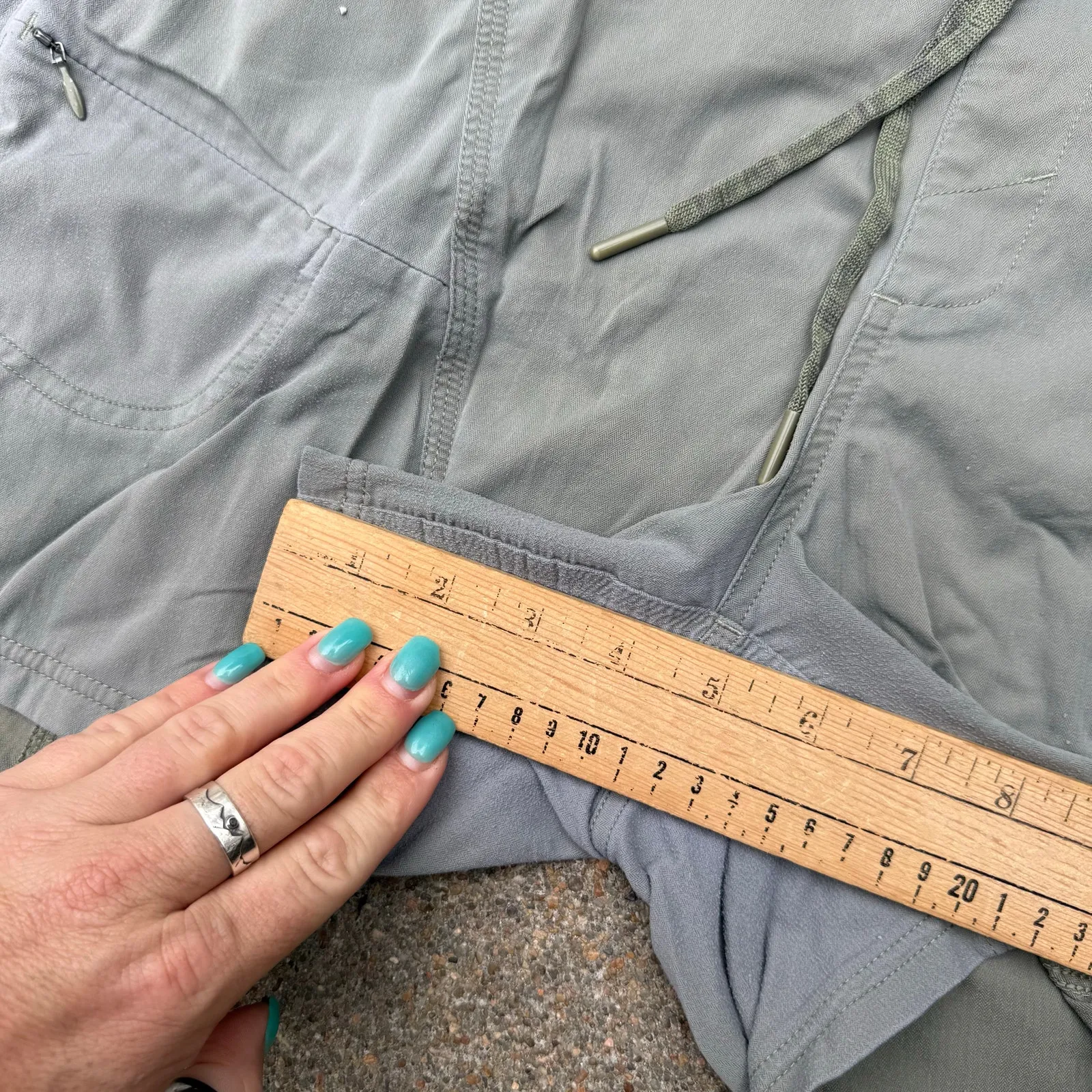 The North Face Sage Green Gray Aphrodite 2.0 Shorts NF0A2UO7 Womens Size XL - Image 9