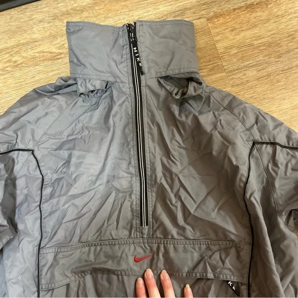 Nike  Pullover Size Medium - Image 2