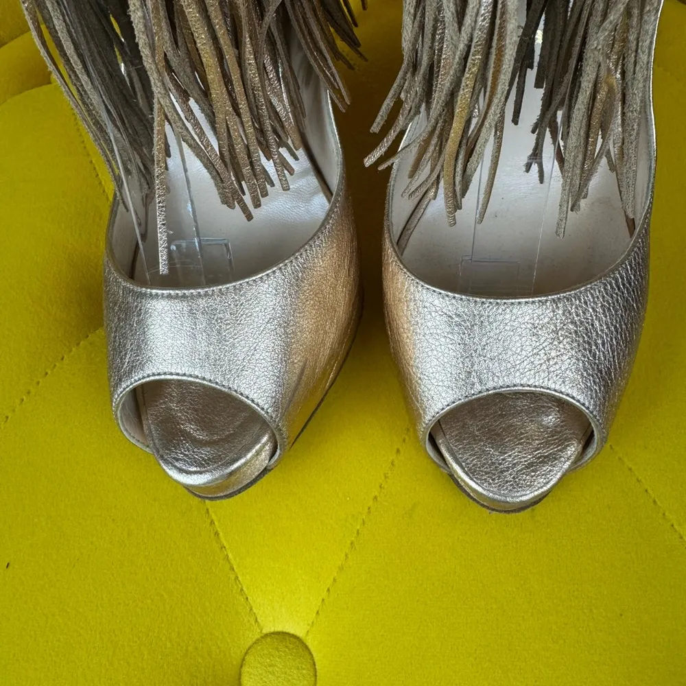 Christian Louboutin Veau Velours Fringe Courtain Pumps In Cafe Creme Size 38 - Image 5