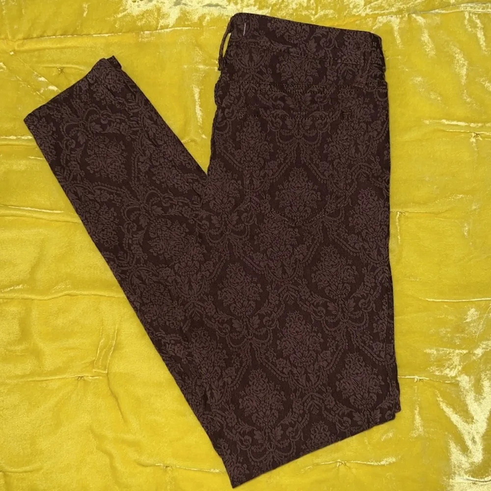 Vintage America Collection Size 8 Maroon Paisley Ankle Length Pants - Image 6