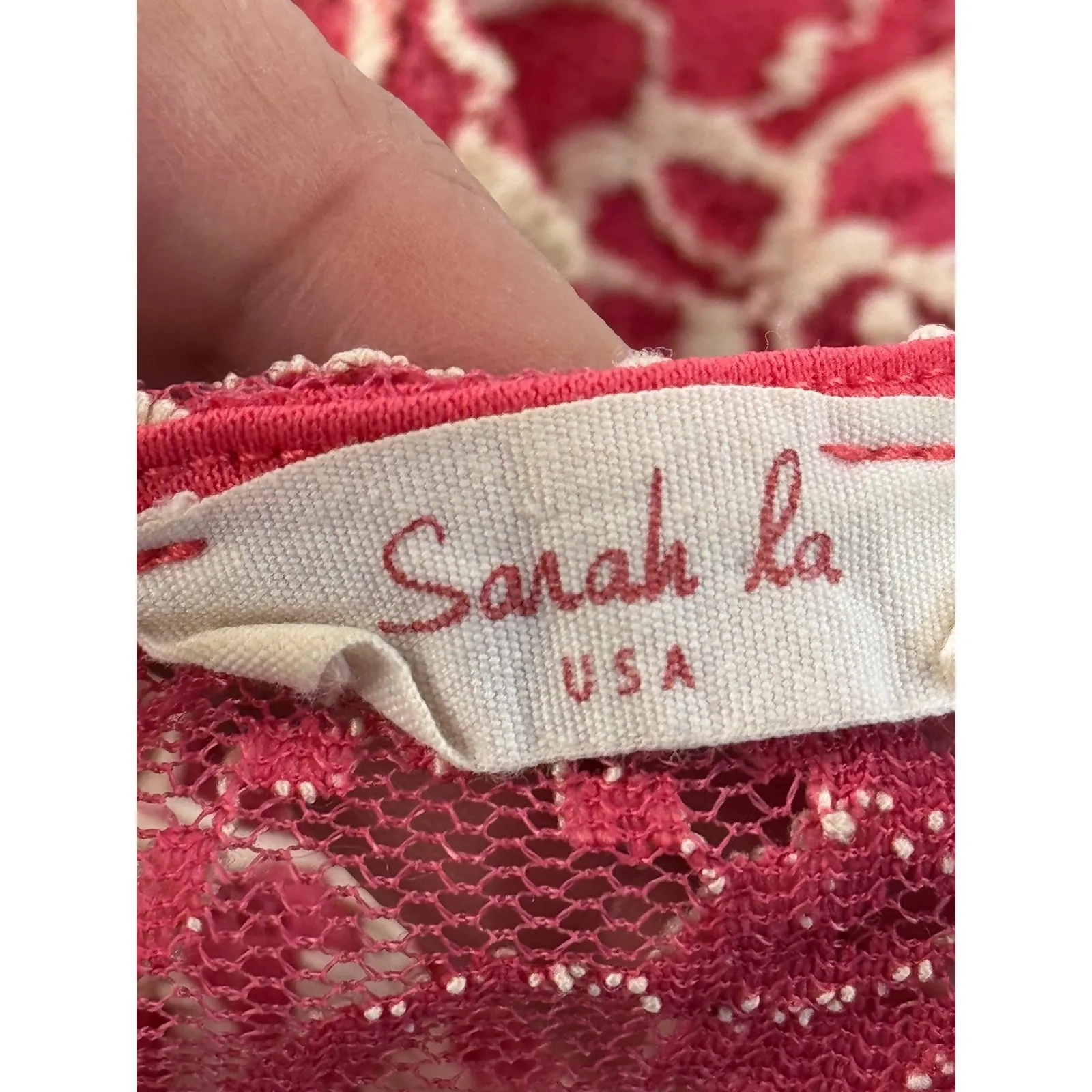 Sarah La USA Red Lace Floral Sheer V Neck Cap Sleeve Top Women's Size Small - Image 6