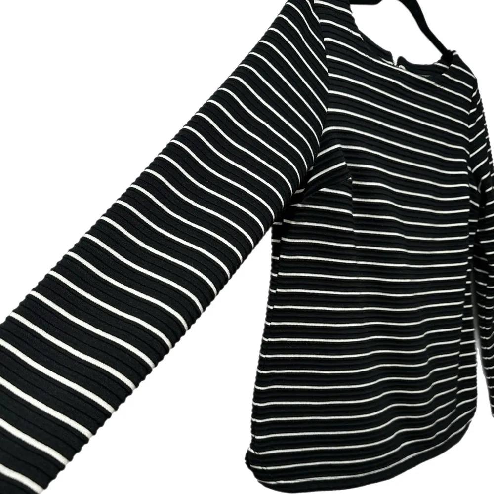 Talbots Women's Sz S P Black White Stripe Textured Top Back Zipper Long Sleeve - Image 5