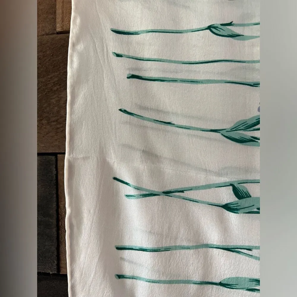 Vintage 90s NWT Stunning Anne Klein 100% Silk Scarft With Floral Design - Image 2