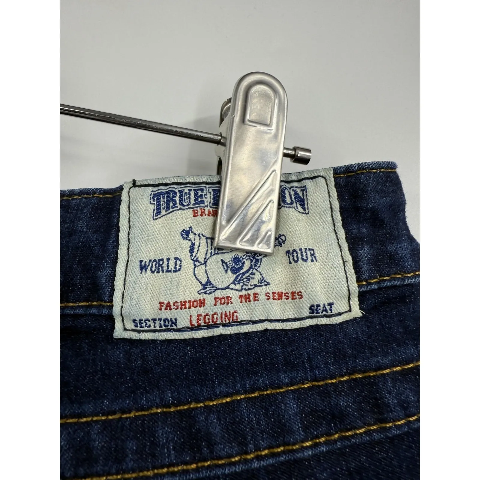 True Religion Mid Rise‎ Jeans Womens 28 Blue Legging Flap Pockets Made in USA - Image 7