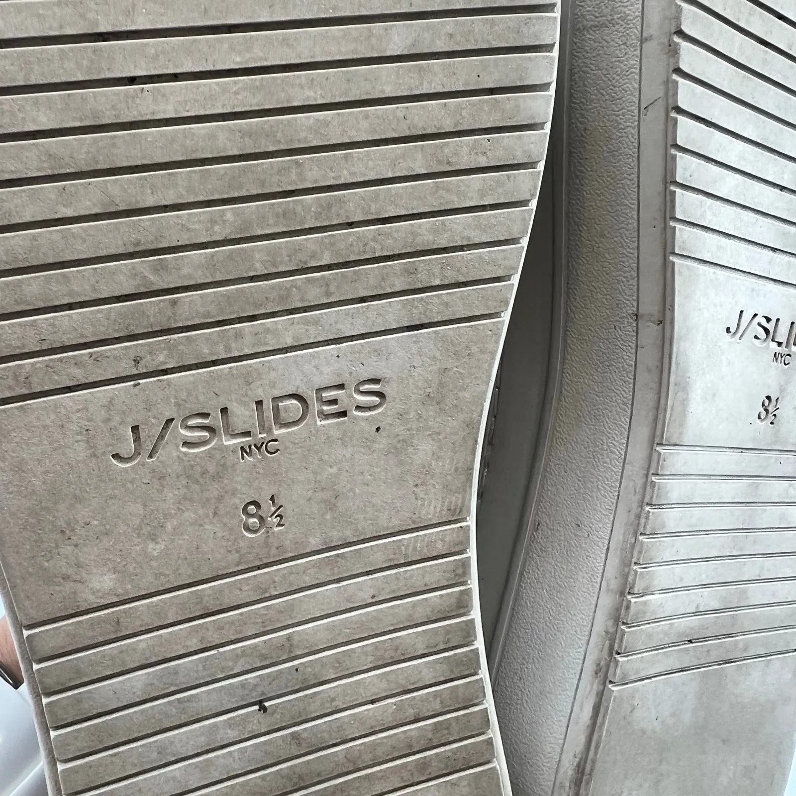 J/Slides Women's Nada Lifestyle Faux Fur Gray Slip On comfort Shoes size 8.5 - Image 10