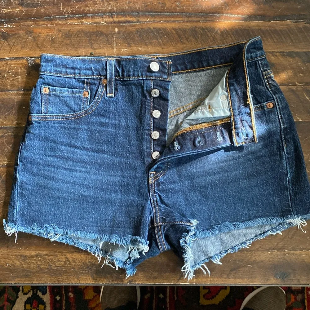 Levi’s NWOT 501 cutoffs shorts - Image 3