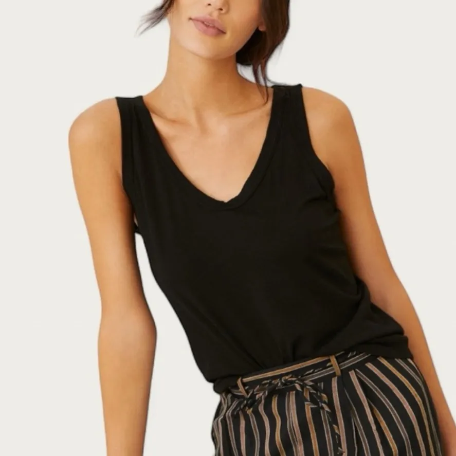 ANTHROPOLOGIE t.la Black Tank Top. - Image 2
