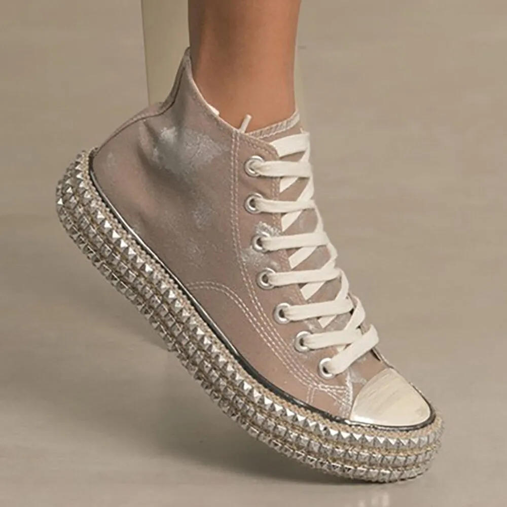 *NEW* Mi.iM Studded Sneaker Gray Size 10 - Image 2