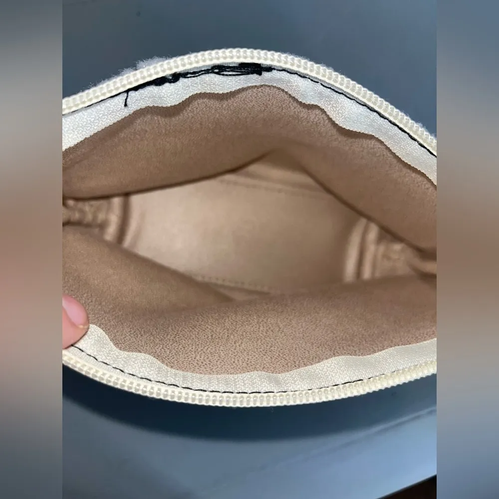 Neiman Marcus Shearling Suede Lining Makeup Bag Cream Black Designer Luxury Warm - Image 6