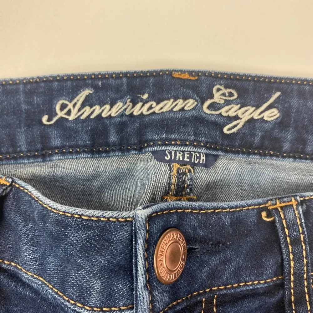 American Eagle Stretch Distressed Jegging Size 8 Denim Jean - Image 3