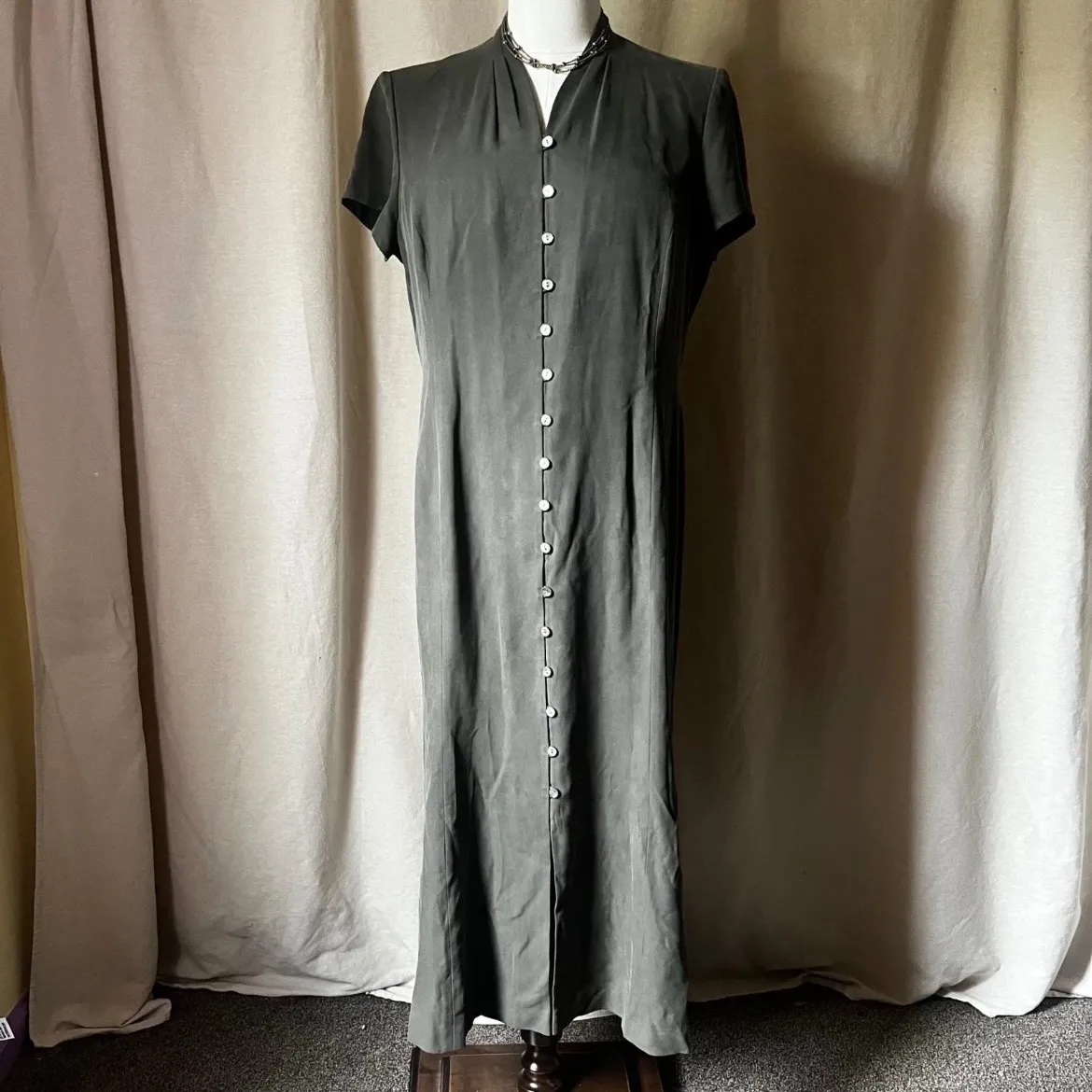 Vintage Talbots Pure Silk Olive Button Front Maxi Dress 18 - Image 6