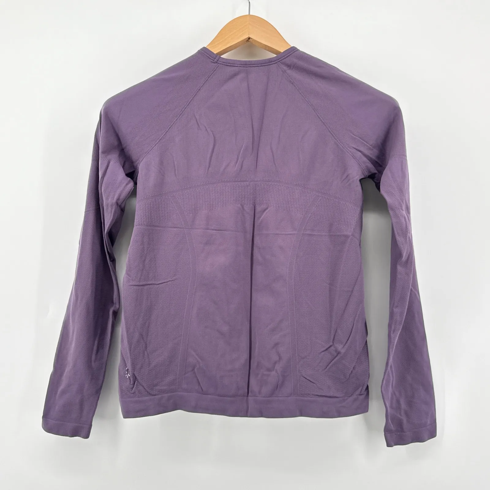 Athleta Purple‎ Long Sleeve Top Thumb Hole Athletic Running Activewear XS - Image 7