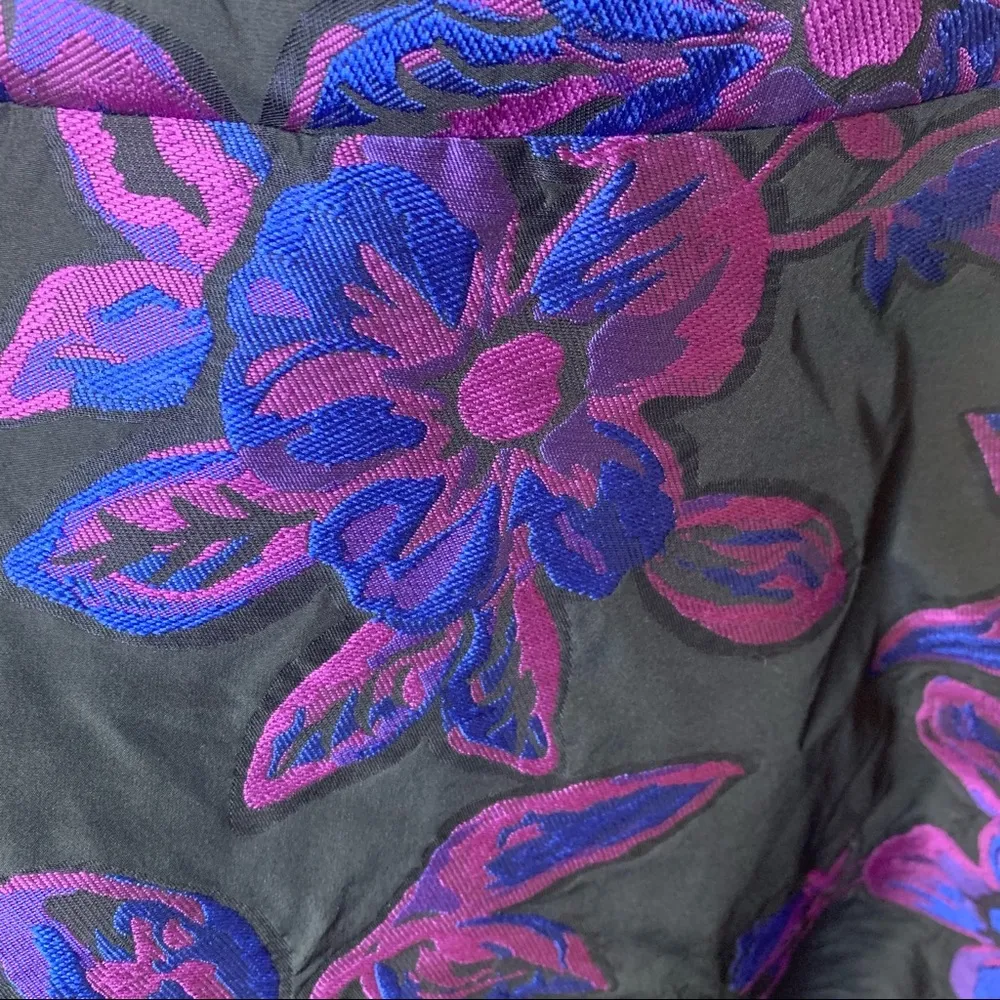 Floral Sleeveless Cocktail Dress - Image 8