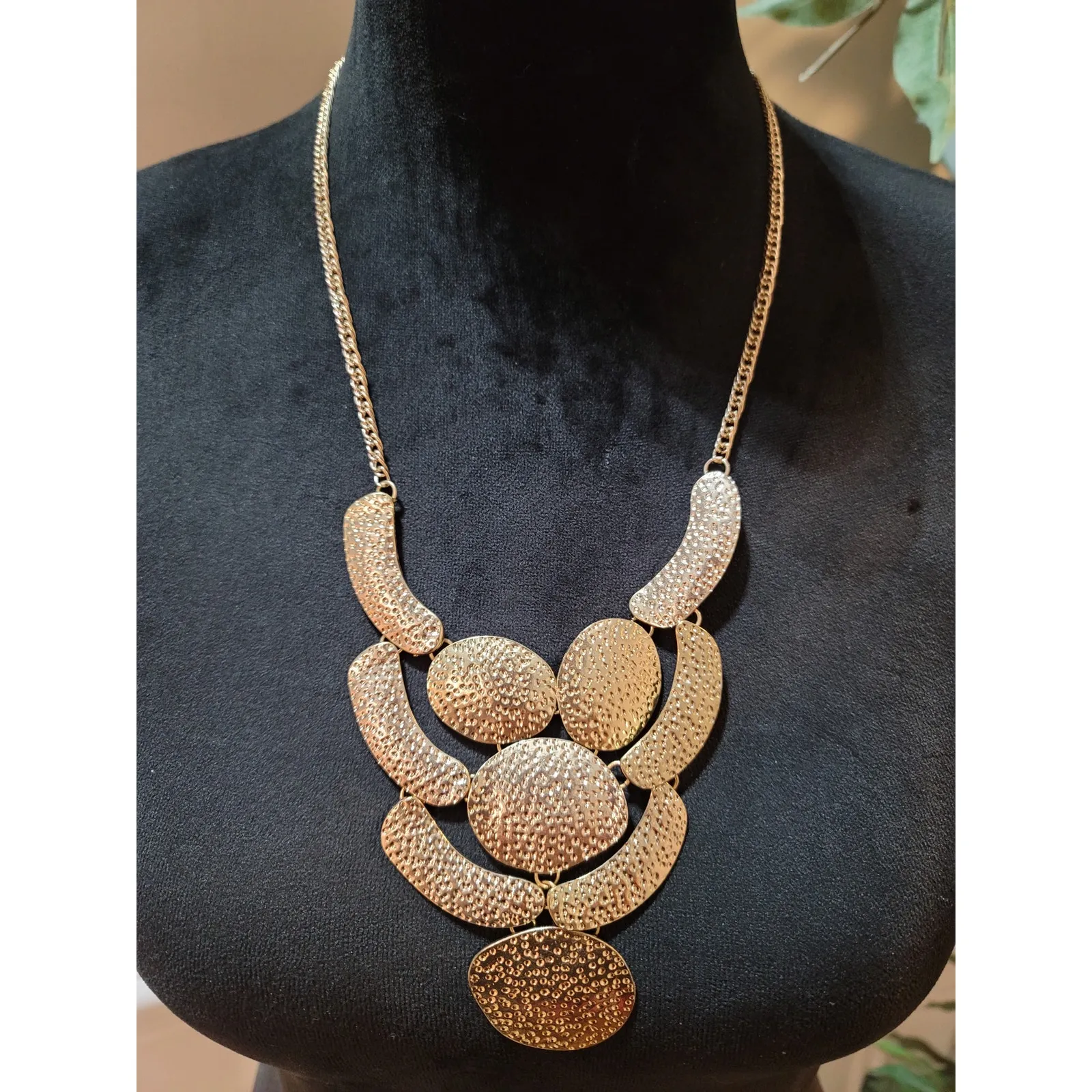 Statement Style Piece Textured Hammered Metal Elements Gold tone Jewelry - Image 2