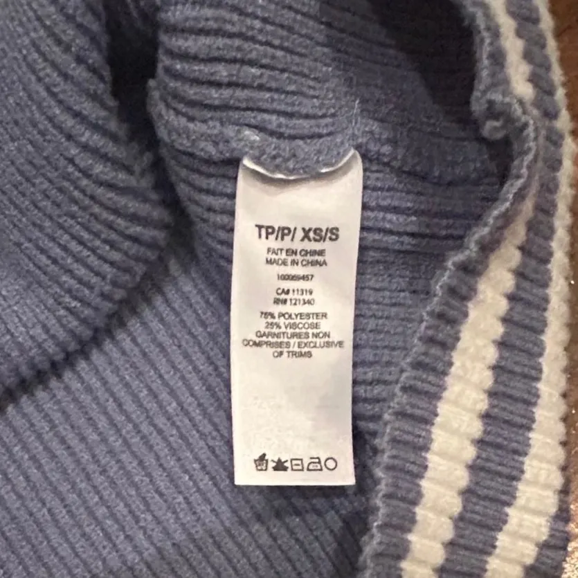 Garage Sweater Vest Womens‎ XS/S Blue White Striped Knit Sleeveless Top Preppy - Image 4