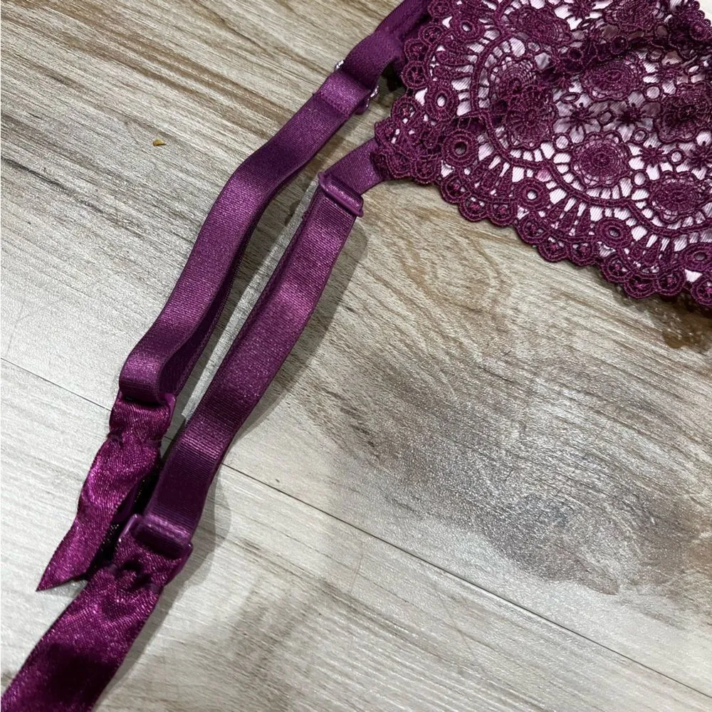 Fredericks of Hollywood Lace Garter Belt Women’s Medium/Large - Image 3