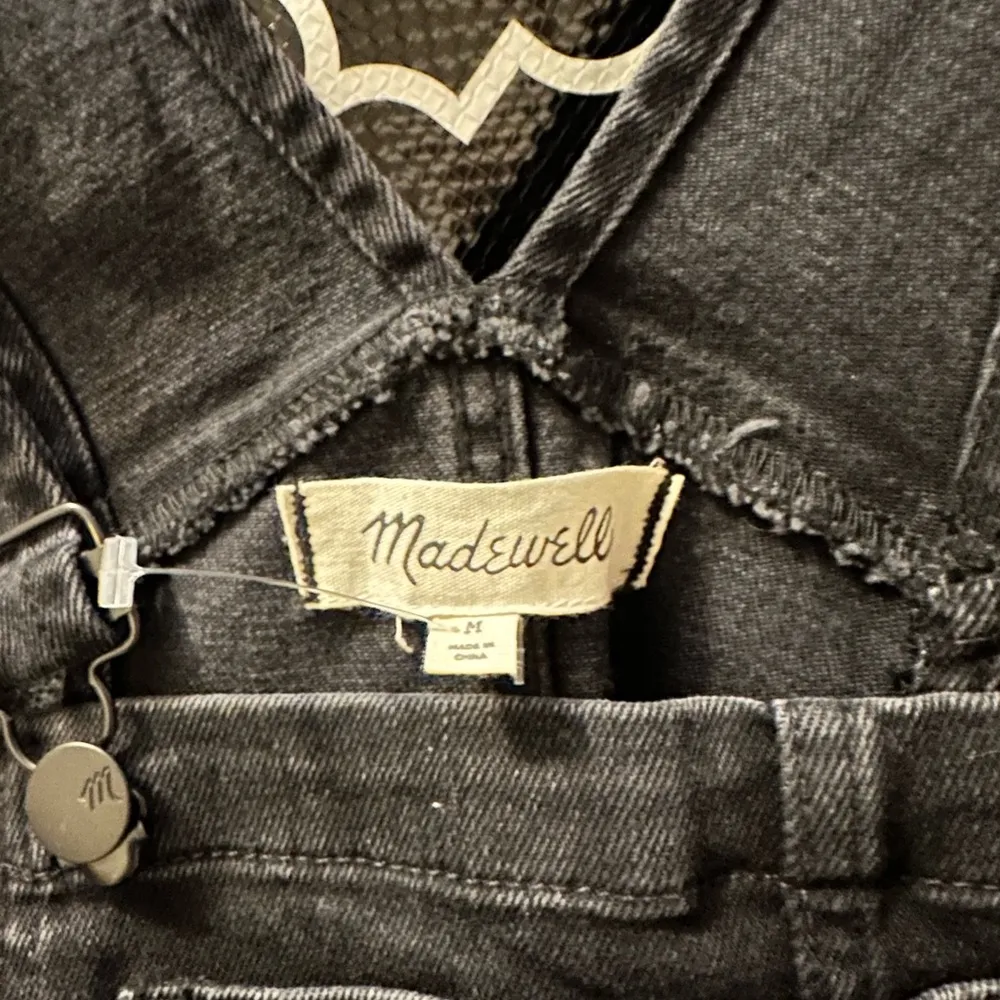 Madewell Lunar Wash Washed Black Stretch Cotton Skinny Overalls Size M - Image 4