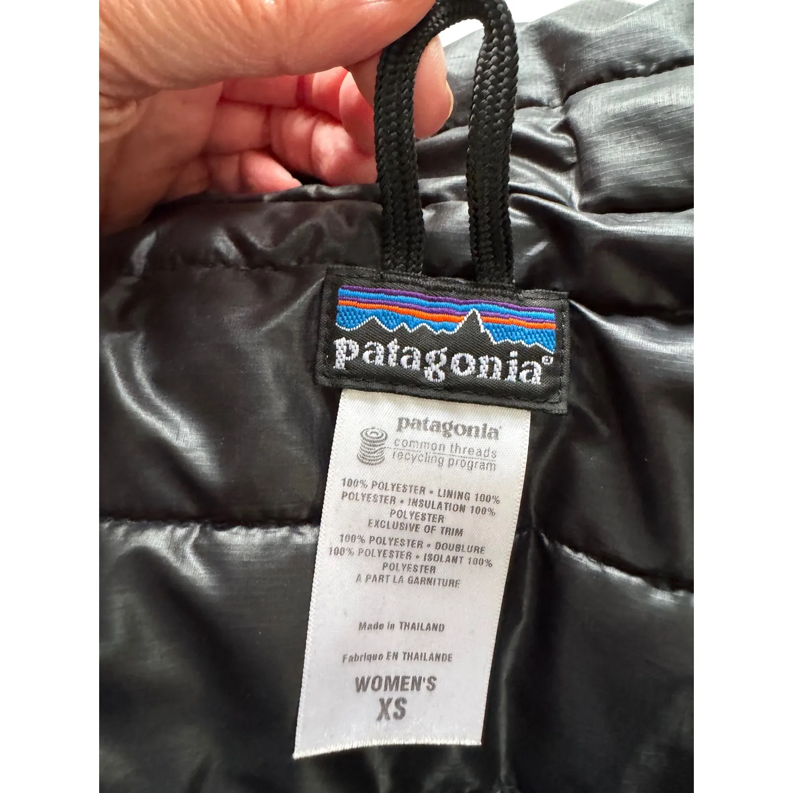 Patagonia Women's XL Black Full Zip Insulated Jacket Lightweight Puffer - Image 10