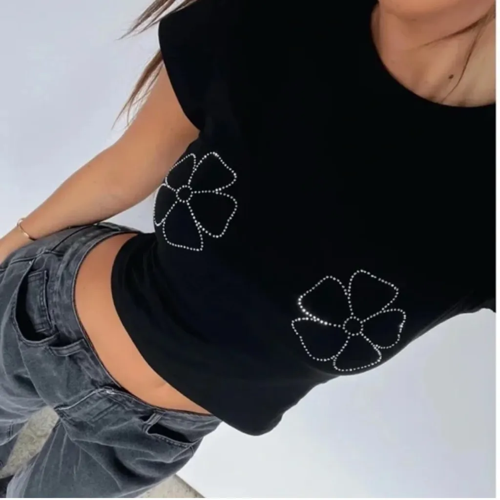 White Fox Boutique Morning Magic Baby Tee SZ:S - Image 4