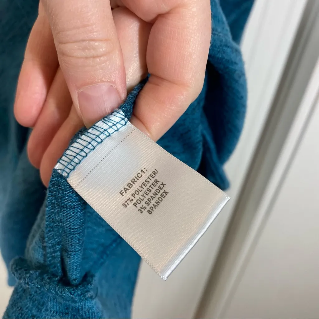 KUHL Blue Lea Pullover Sweatshirt Size large Casual Outdoor Hiking fall autumn - Image 5