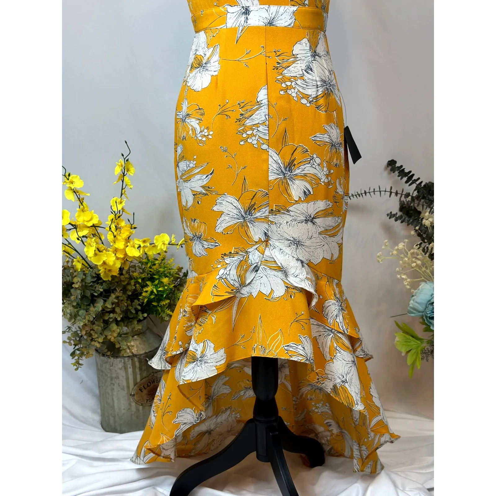 Lulu’s Darling Daylily Mustard Yellow Floral Print High-Low Maxi Dress M - Image 8