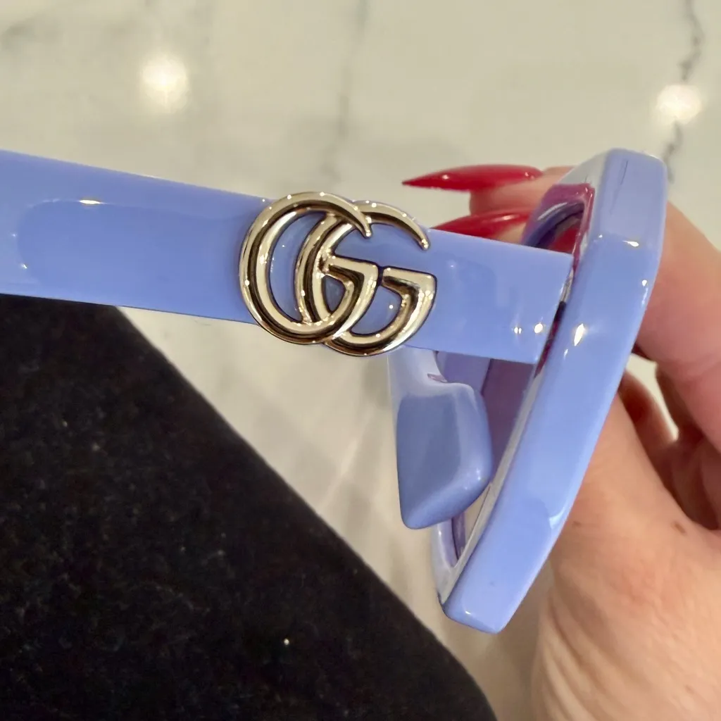 Gucci  Violet Rectangular Frame GG Sunglasses GG1535S - Image 6