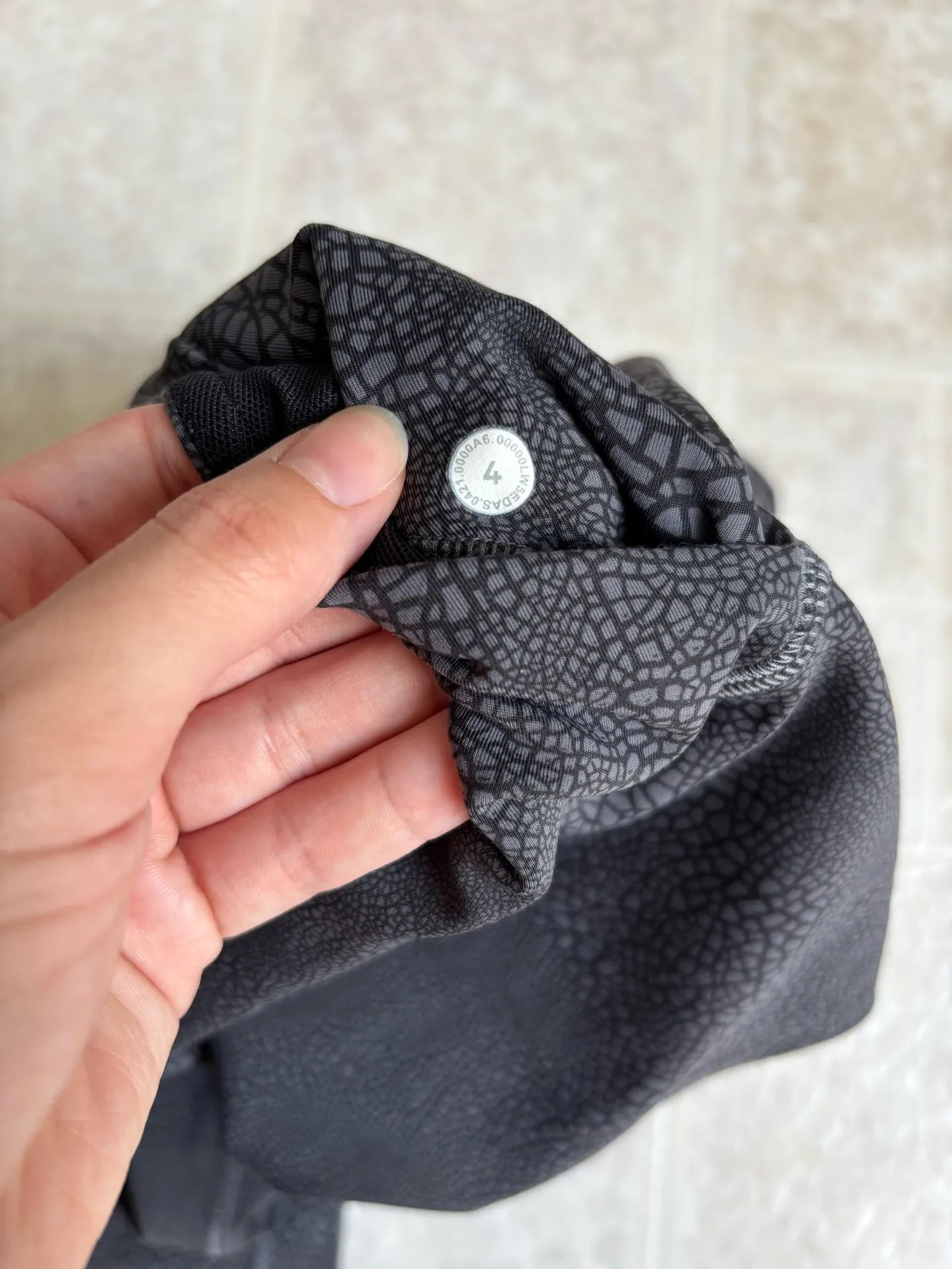 Lululemon Power Thru High-Rise Tight 25" - Image 9